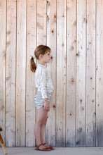 画像をギャラリービューアに読み込む, bow scrunchie . verdant trellis