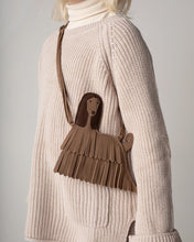 画像をギャラリービューアに読み込む, Thima Purse | Afghan Hound