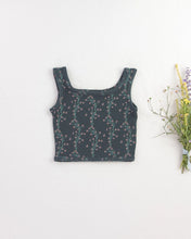 画像をギャラリービューアに読み込む, pima crop tank . verdant trellis