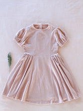 画像をギャラリービューアに読み込む, vintage puff dress. rose quartz pointelle