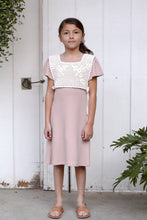 画像をギャラリービューアに読み込む, ballet gown. rose quartz pointelle