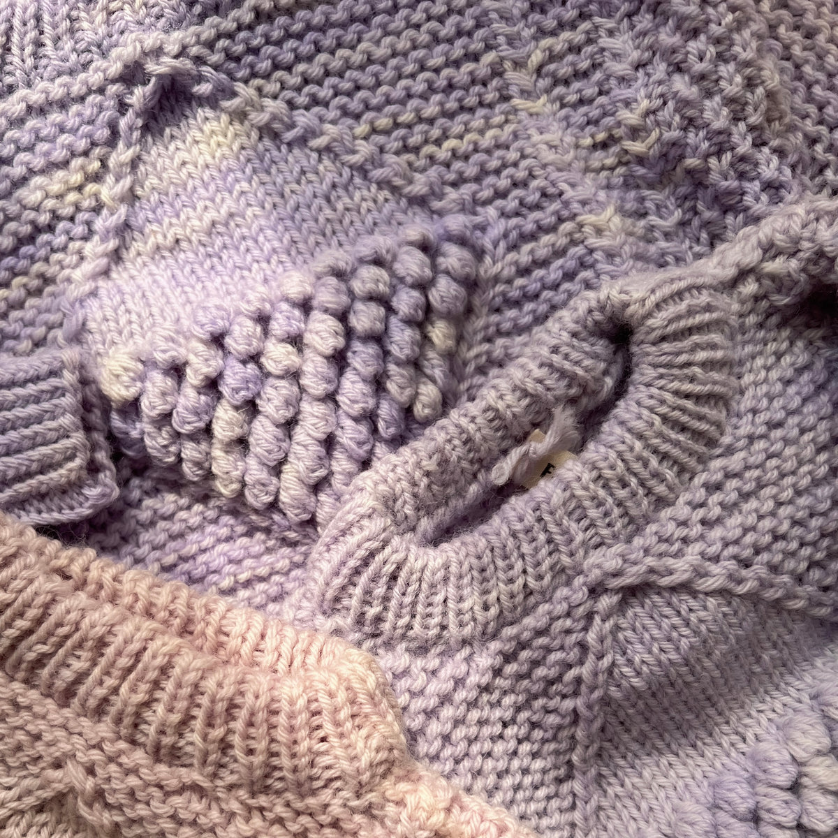 FLUFFWEAR / Diamond Aran sweater / PURE OPAL LILAC – Melty Colors