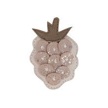 画像をギャラリービューアに読み込む, Nanoe Fruit Hairclip | Blackberry