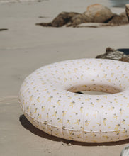 画像をギャラリービューアに読み込む, Swim Ring Large Mimosa