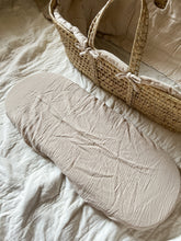 画像をギャラリービューアに読み込む, 【ラスト1点】MOSES BASKET( LEATHER STRAPS) & BEIGE LINEN SET