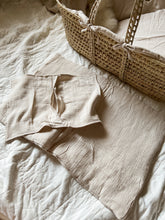 画像をギャラリービューアに読み込む, 【ラスト1点】MOSES BASKET( LEATHER STRAPS) & BEIGE LINEN SET