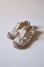 画像をギャラリービューアに読み込む, Cienta  | T-strap shoes | Dyed Sand