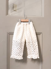 画像をギャラリービューアに読み込む, lace fabric pants / ivory