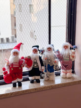 画像をギャラリービューアに読み込む, 【ラスト1点】Classic Santa Claus / Forest Green