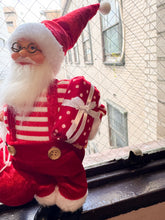 画像をギャラリービューアに読み込む, Classic Santa Claus / Red