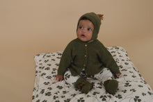 画像をギャラリービューアに読み込む, Forest contrast Tassel Hat