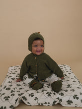 画像をギャラリービューアに読み込む, Forest contrast Tassel Hat