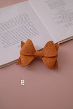 画像をギャラリービューアに読み込む, angela bon / felt hairclip