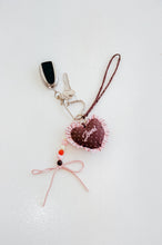 画像をギャラリービューアに読み込む, Heart Bag Charm - Cocoa Spot