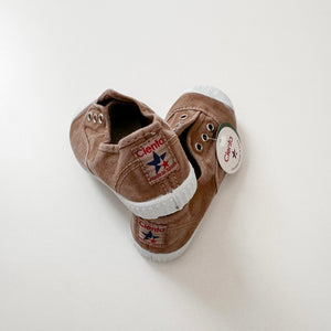 Cienta  | deck shoes  | Dyed Beige