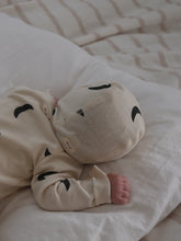 画像をギャラリービューアに読み込む, Undyed Midnight Bonnet