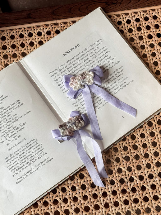 crochet flower hair clips. watercolor