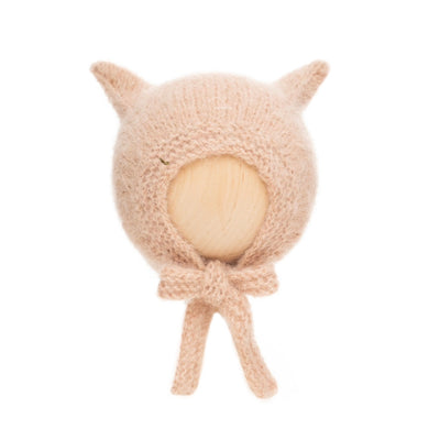 Classic Kitty - sand pink kitty with gold yarn