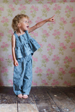 画像をギャラリービューアに読み込む, Shirley Top - Thyme Floral