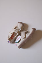 画像をギャラリービューアに読み込む, Cienta  | T-strap shoes | Dyed Sand