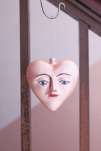 画像をギャラリービューアに読み込む, BLUE EYED HEART