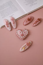 画像をギャラリービューアに読み込む, 【ラスト1点】Embroidery flower hairpin