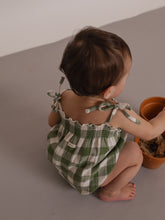 画像をギャラリービューアに読み込む, Dill Gingham Spaghetti Bodysuit