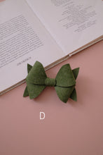 画像をギャラリービューアに読み込む, angela bon / felt hairclip
