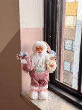 画像をギャラリービューアに読み込む, 【12月再入荷予定】Classic Santa Claus / Pink