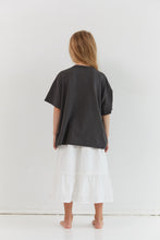 画像をギャラリービューアに読み込む, Hearts on Fire Tee - Washed Black