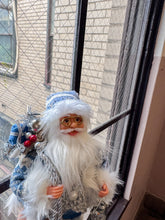 画像をギャラリービューアに読み込む, Classic Santa Claus / Blue