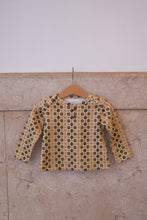 画像をギャラリービューアに読み込む, geometric pattern tops / yellow