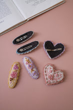 画像をギャラリービューアに読み込む, Embroidery flower hairpin