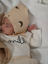 画像をギャラリービューアに読み込む, Desert Midnight Bonnet