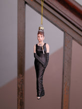画像をギャラリービューアに読み込む, AUDREY HEPBURN