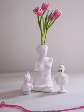 画像をギャラリービューアに読み込む, VENUS DE MILO VASE - SMALL WHITE