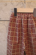 画像をギャラリービューアに読み込む, retro pattern corduroy pants / bordeaux