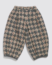 画像をギャラリービューアに読み込む, Quilted Jessica Trousers Harlequin Floral