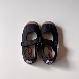 Cienta  | single strap shoes  | NEGRO