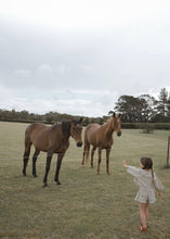 画像をギャラリービューアに読み込む, Carmen Linen Sets