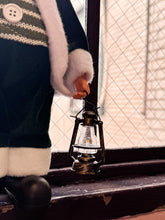 画像をギャラリービューアに読み込む, 【ラスト1点】Classic Santa Claus / Forest Green