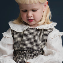 画像をギャラリービューアに読み込む, Rose dress - Raven