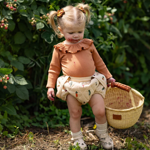 Veggie Suspender Shorts / Latte