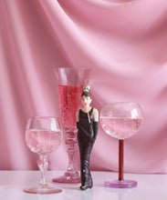 画像をギャラリービューアに読み込む, AUDREY HEPBURN