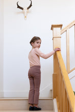 画像をギャラリービューアに読み込む, 【ラスト1点】pima flare pant . wallpaper lace floral